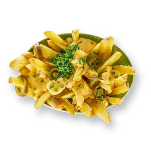 Pommes mit Cheddarcreme, Jalapeños und Schnittlauch – knusprige Loaded Fries bei Hans im Glück.